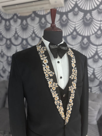 Men Designer Embroidered Tuxedo 5pc Suit